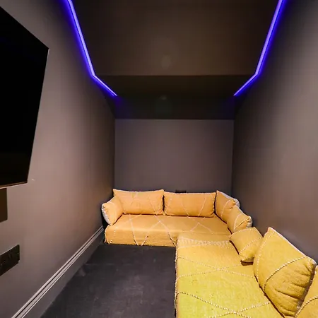 דירה Yellow וויטבי